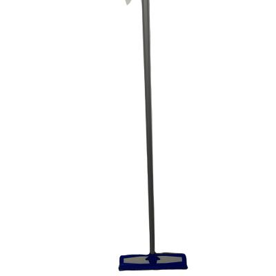 China Sustainable PP TPR Material Telescopic Cleaner Floor Brush Outdoor Furemover Sweep For Carpet, Rugs, Tile for sale