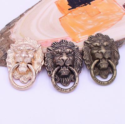 China Luxury Custom Universal Lion Finger Grip Stand Metal Cell Phone Ring Holder Portable Lion Phone Ring Holder For iPhone iPad for sale