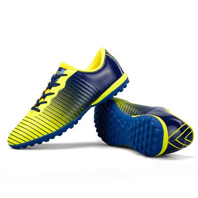 China Fashion\soccer comfortable\durable kicks off broken nail soccer shoes youth new kids non-slip training shoes soccer shoes for women men for sale