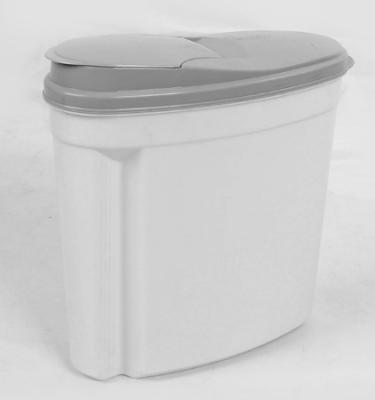 China 5L Sustainable Plastic Dog Food Container for sale