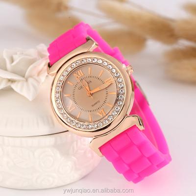 China Diamond Geneva Women Automatic Wristwatches Quartz Silicone Brand Geneva Date Watches Made in China for sale