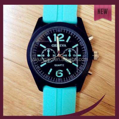 China 2014 Date New Model Automatic Silicone Geneva Watches. Good prices wholesale silicone jelly geneva watches. for sale