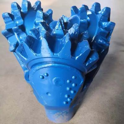 China Rotations-Api Three Cones Bit Oil-Brunnenbohrung biss IADC 115 117 127 zu verkaufen