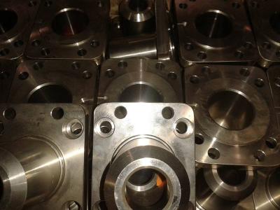 China Metal / Carbon Steel Precision CNC Machining Parts Customized For Hardware for sale