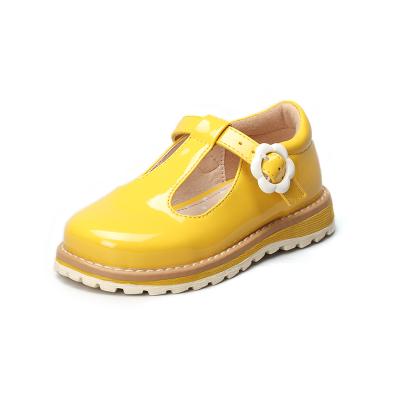 China 2021 Brand New Hot Selling Round Girls Kids T-bar Colorful Design Pattern Bright Yellow Stylish Shoes Casual Wear for sale