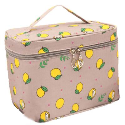 China Portable/Large Capacity/Waterproof Bag Korean Popular Custom Travel Multifunctional Cosmetics Cosmetics Toiletry Bag Waterproof Bag for sale