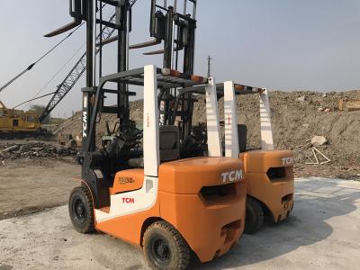 Κίνα 2009 από δεύτερο χέρι Forklifts, TCM έτους 3 Forklift 54HP εκτάσεων τόνου τραχιά δύναμη μηχανών προς πώληση