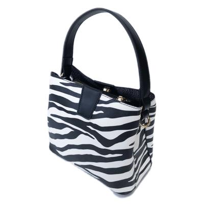 China 2022 Luxury Designer Ladies Zebra Handbag Women Zebra Pattern Bags Tote Underarm Designer Crossbody Lady Shoulder Bag Handbag for sale