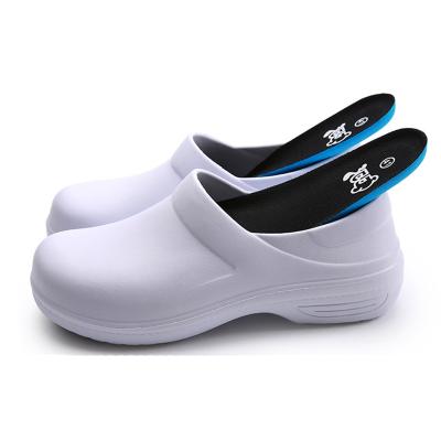 China EVA Waterproof Shoes Chef Hotel Non-slip Fashion Round Men's Clogs Super Light Restaurant Kitchen Work Shoes Unisex for sale