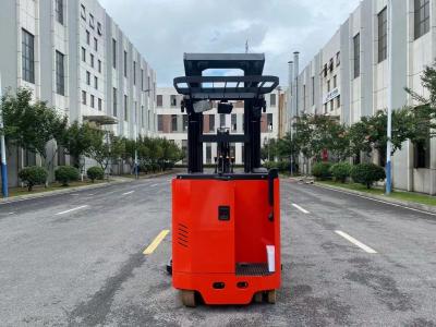 中国 5500 mm Lifting Height Electric Double Extension Forklift with 1600 KG Rated Load Capacity 販売のため