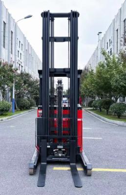 China Bateria elétrica de caminhão elevador elétrico com capacidade de 25,6 V 400AH 2000 KGS Controlador tipo Curtis sentado à venda