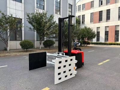 China 200KG Electric Forklift Truck for Clamping Carton or Wooden Case 4000mm Lifting Height zu verkaufen