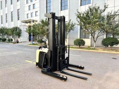 China Electric Reach Forklift with Single Reach and Seated Operation Mode 1500 kg Capacity for sale