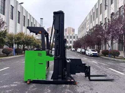 China Electromagnetic Brake System Electric Forklift 5000 M Max.Lifting Height 0.1 m/s Lowering Speed en venta