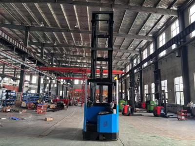 China Side Seated Electric Reach Forklift with 2000 kg Rated Load Capacity and 13.5 Meters Height for sale