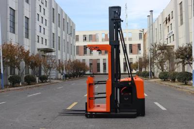 Cina Load Capacity 1000 KG Electric Order Picking Cart Lifting Height 8000 mm USA Curtis Brand Drive Control System in vendita