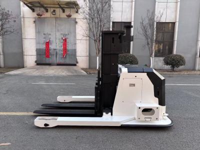 China Personalización cuerpo AGV eléctrico pallet jack camión capacidad de carga nominal 4000 kg en venta