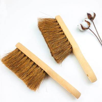 China Sustainable 100% Natural Wooden Soft Coconut Fiber Filled Hand Dust Brush for sale