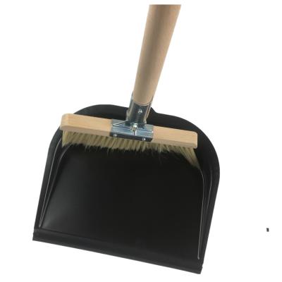 China Durable new style broom and dustpan wooden cleaning set for sale