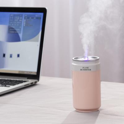 China Mini Portable Hot Sale Convenient Car Water Tank Air Humidifier Vaporized RV Night Light USB Humidifier for sale