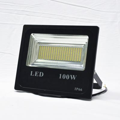 China Eco-friendly Waterproof 100w Ip66 Waterproof Energy Saving Outdoor Led Flood Light for sale