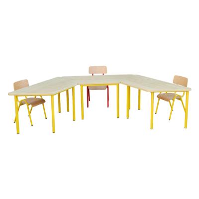 China Nursery Kindergarton Kindergarten Kindergarten Preschool Trapeze Home Table and Chair Set Kids Activity Table for Sale for sale