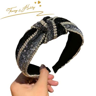 China Ladies Hair Tracy Decoration And Herry Spring 2022 New Chic Rhinestone Cross Tying Headband For Women Wide Edge Hair Band Accessories Diamond Headband for sale