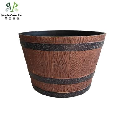 China Ronbo Light Sunrise Plant Supply Wooden Natural Gardening High Quality Natural Gardening Plastic Flower Pots Wine Effect Barrel Flower Pots for sale