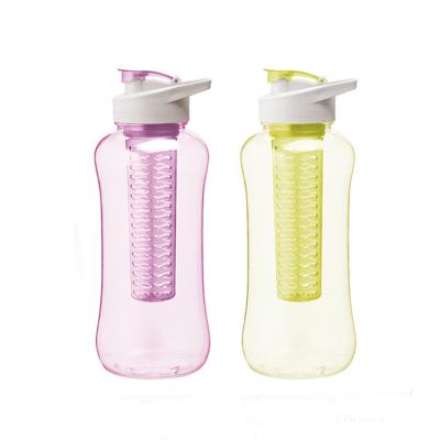 China New Type Sustainable Top Selling Sports Fruit Infuser Water Bottle Bpa Free Custom Water Bottle With Infuser for sale