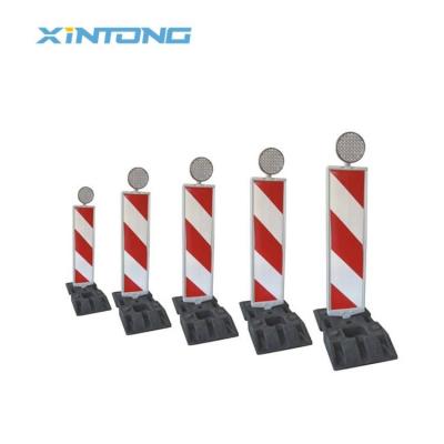 China City Road XINTONG LED Traffic Solar Flashing High Intensity Warning Light for sale