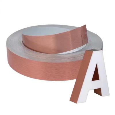 China Width 1400mm Channel Letter Trim Durable Gold Trim Cap Letter for sale