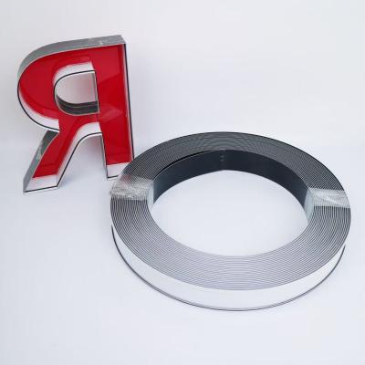 China Geometric LED Letterform Edge For Indoor And Outdoor Use for sale