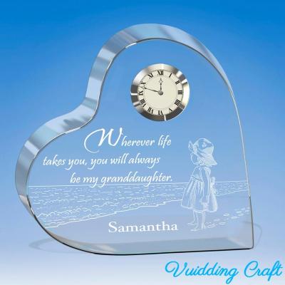 China Europe Personalized Crystal Heart Design Clock For Wedding Keepsake for sale