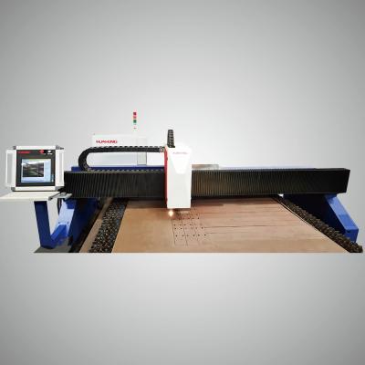 Cina 3000w 4000w 6000w Gantry Fiber Laser Cutting Machine Alta Velocità in vendita