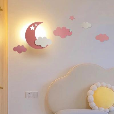 China Crescent Moon Poplar Wall Lamp Home Decor Modern Natural Botanical Wood Ornament Wall Home Decorations For Home for sale