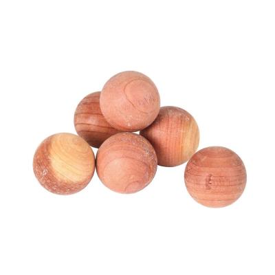 China Custom Made Natural Yisidikao Sustainable Logo American Red Cedar Wood Balls for Clothing Storage for sale