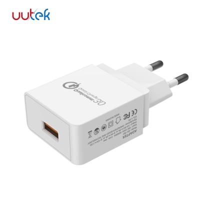 China PROFESSIONAL New Product Quick Charger Travel Adapter USB Wall Charger QC 3.0 USA Plug UUTEK RS-551 for sale