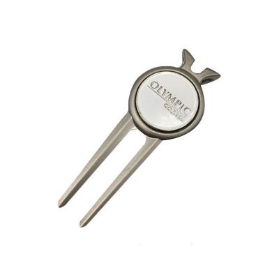 China Wholesale Custom Golf Repair Digging Tool Metal Golf Divot Tools With Magnet Golf Ball Marker for sale