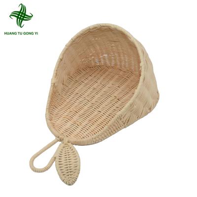 China Very Popular Spike On Aamzon Small Handmade Storage Basket Wall Hanging Rattan Jar With Portable Lid for sale