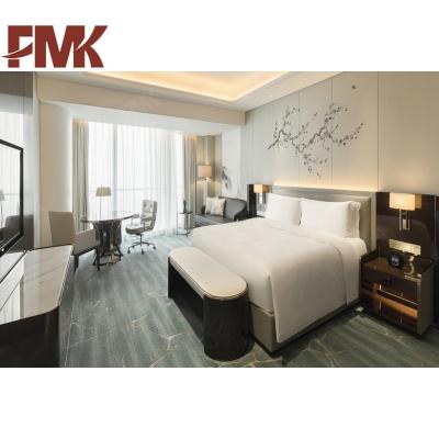 China 2020 Solid Wood Design Modern Luxury Five Star Hotel Bed Room Furniture Complete King Size Hotel Beds for sale