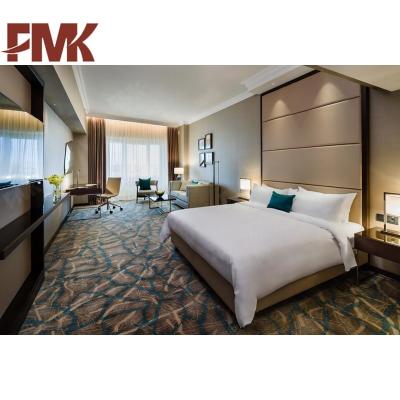 China Hilton Marriott Luxury Style Hotel Latest Solid Wood Room Furniture With Metallic Furniture Sets for sale