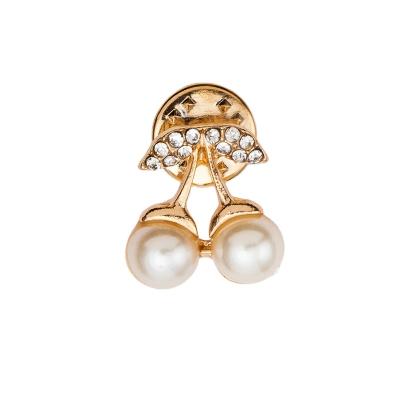 China ALLOY Cherry Crystal Brooch Imitation Pearl Brooches Pin For Women Brooches Pin up Clasp Scarf for sale