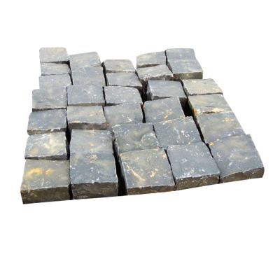 China Modern Cobblestone Natural Balsalt Black Stone Zhangpu Cobblestone for sale