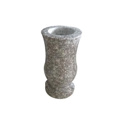 China Modern G664 Granite Vase Headstones For Poland Market for sale