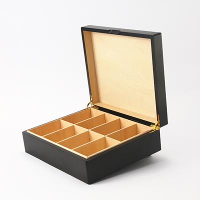 China Handmade a large number of wooden factory outlets wholesale eight leaf tea leaf storage box currently available for sale