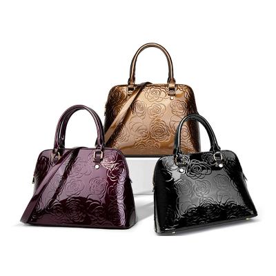 China 2022 Luxury Lady Handbag Ladies 3 Pieces Set Shoulder Bag Hot Selling Women Handbag Sets Temperament Engraved Flower Chic Bag 3pcs for sale