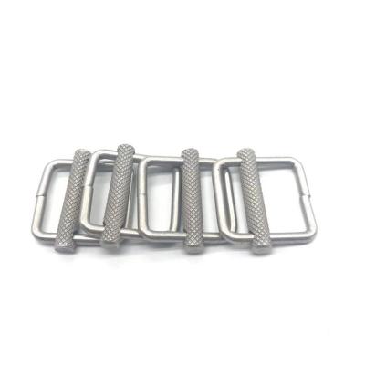 China Rectangle metal belt button Three-speed buckleSquare buckleJapanese buckle for sale