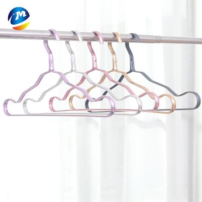 China Eco-friendly Hanger Rose Gold Solid Colored Metal Hangers Light Up Aluminum Alloy Hanger For Clothing for sale