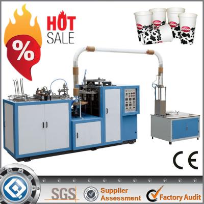 Chine Machines enduites de tasse de papier de pellicule de polyéthylène, tasse de crème glacée faisant la machine à vendre