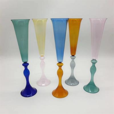 China Professional High Quality Glass Wine Color Cup Single Cocktail Glass Cup for sale